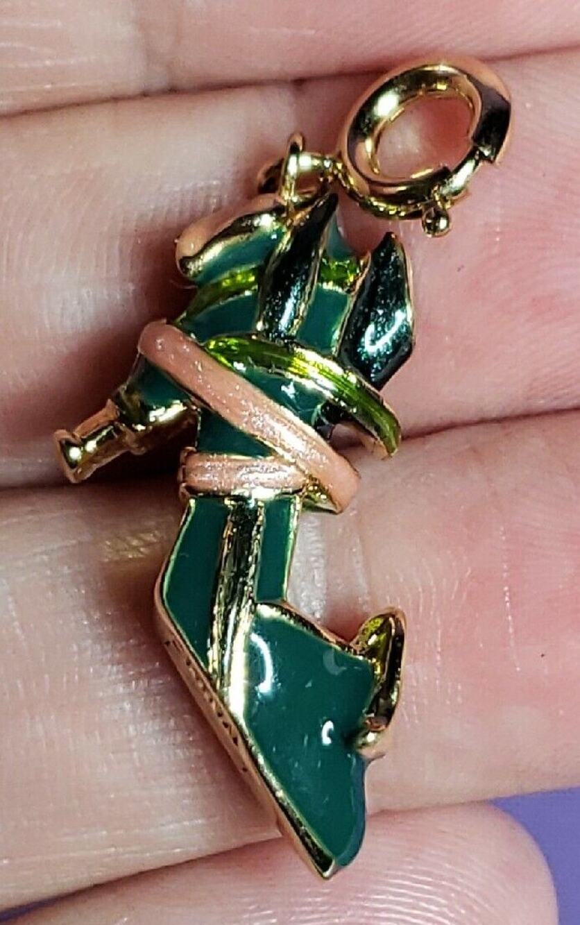 Vintage Kenneth J Lane Signed Shoe Charm Pink & Green Enamel On Gold Tone Metal